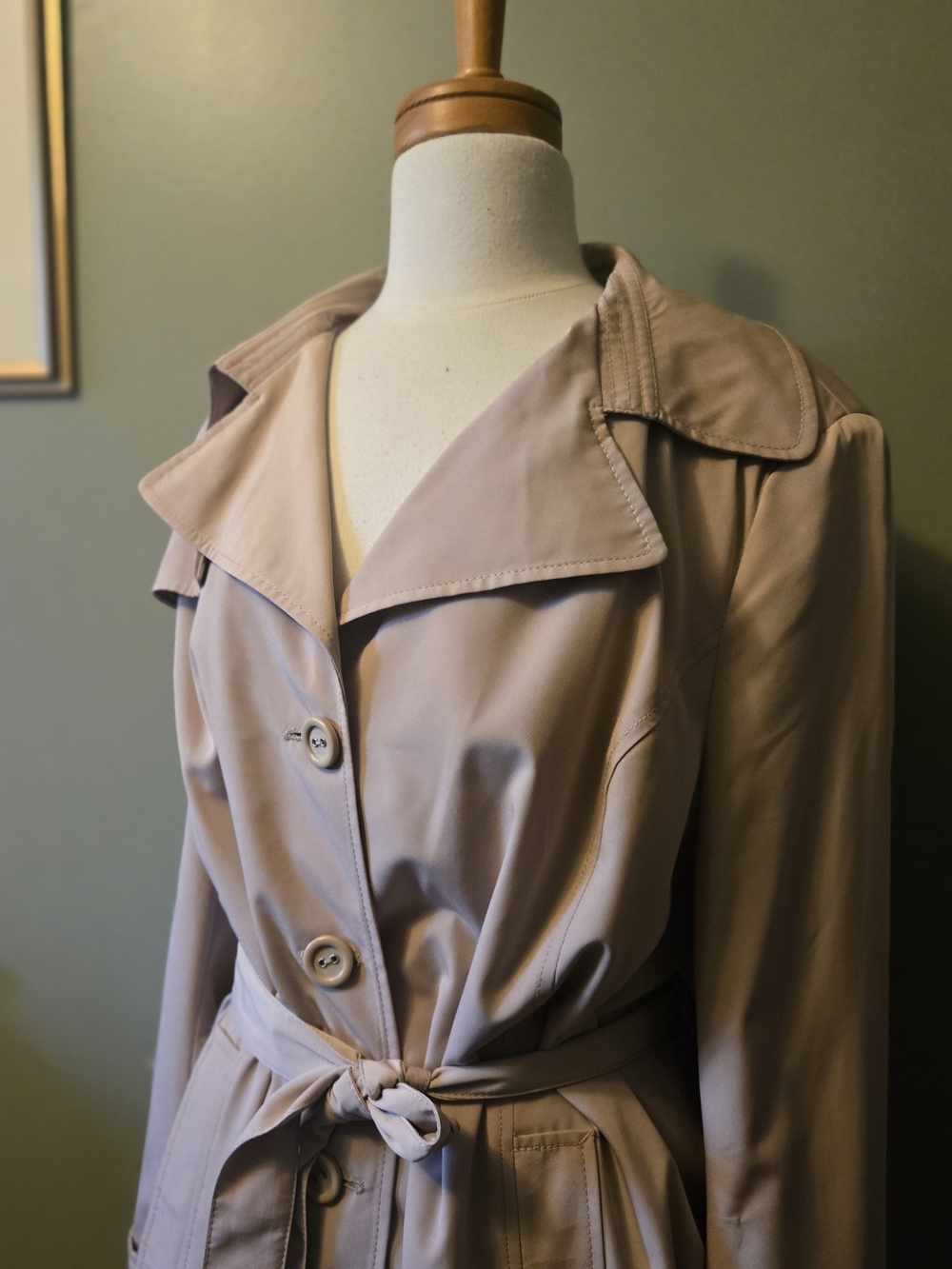 Additon Ellle Women's Trench Coat in Light Taupe